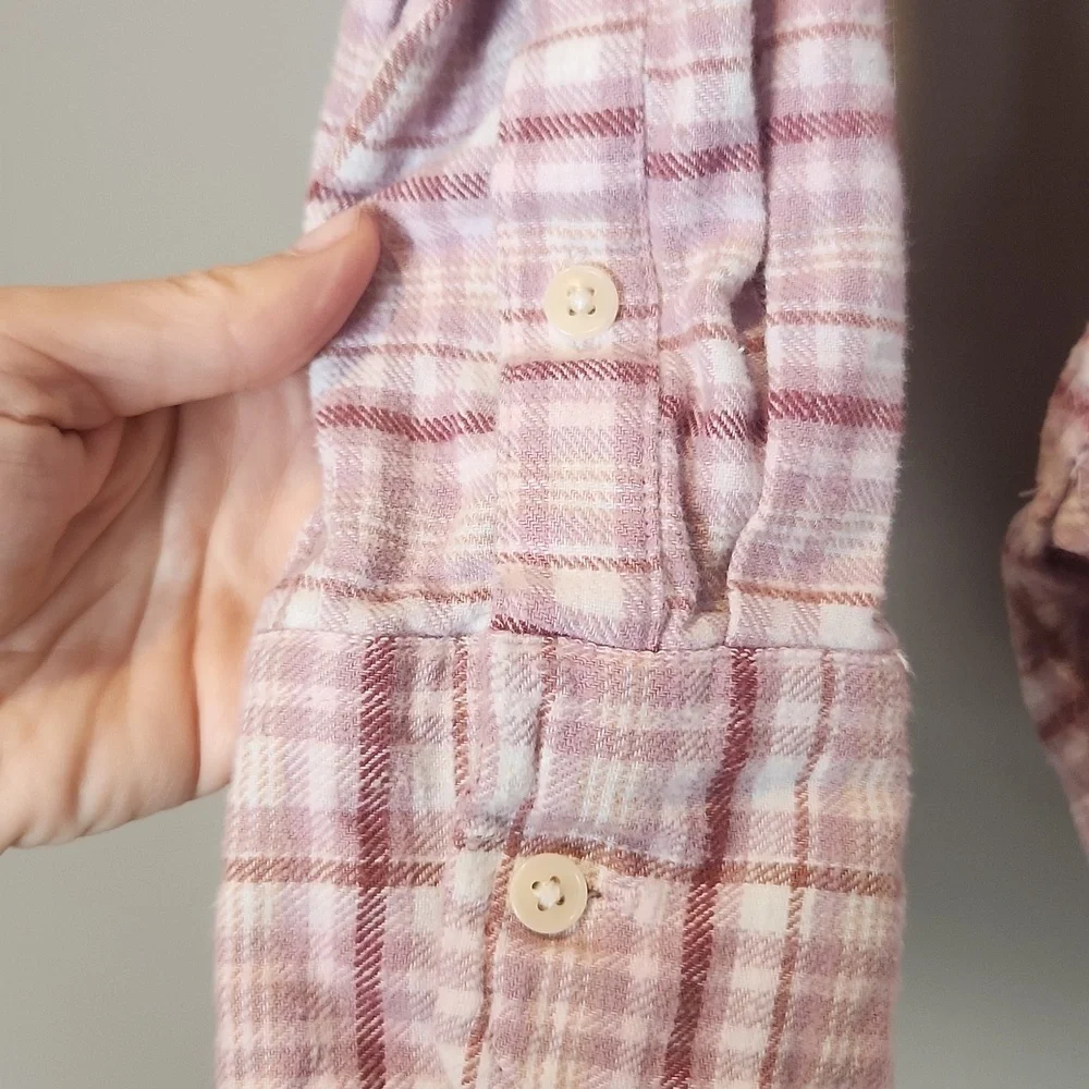J.‎ Crew Women's Classic-Fit Shirt in Blush Flannel Plaid Size 4